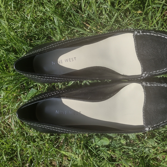 Nine West Black Women's Loafers - Picture 3 of 6